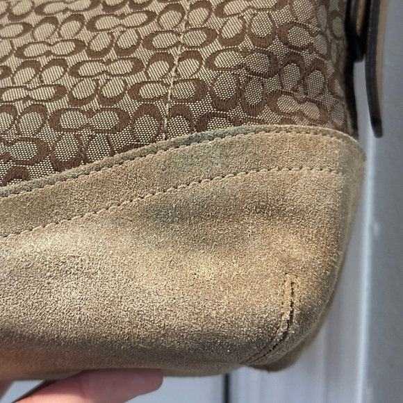 Y2K COACH Soho Hamptons Classic Convertible
Shoulder Crossbody Bag. - Picture 8 of 12